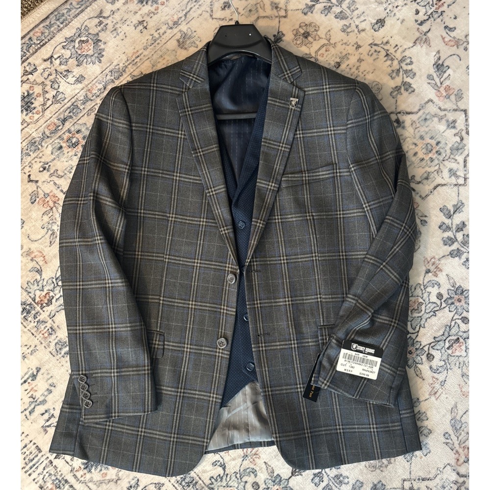 Men's Stacy Adams  3PC Charcoal Plaid Formal Suit. New With Tags. 44R 38w